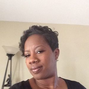 Meet your Posher, Larrenda